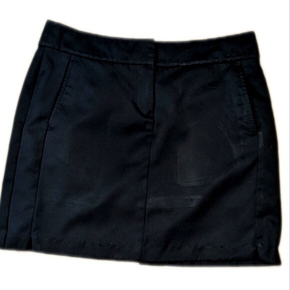 IZOD Golf black skort shorts skirt, zipper & clasp & button closure, pockets 4 - Picture 1 of 7